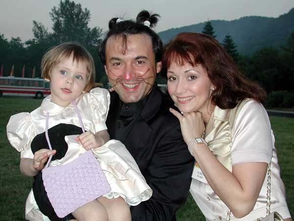 Сергей Шустицкий и Ольга Кабо с дочерью
